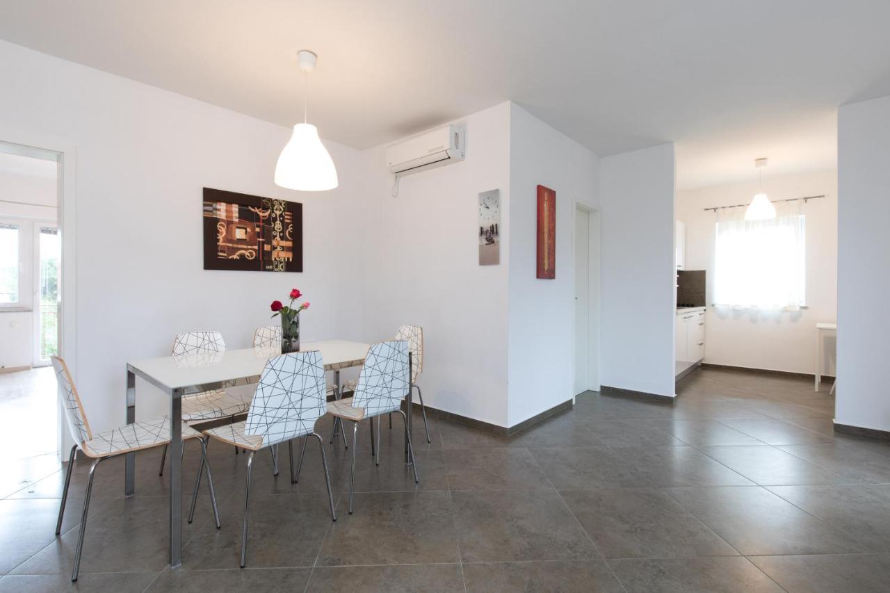 Apartmani Laura Krk Krk Town Buitenkant foto