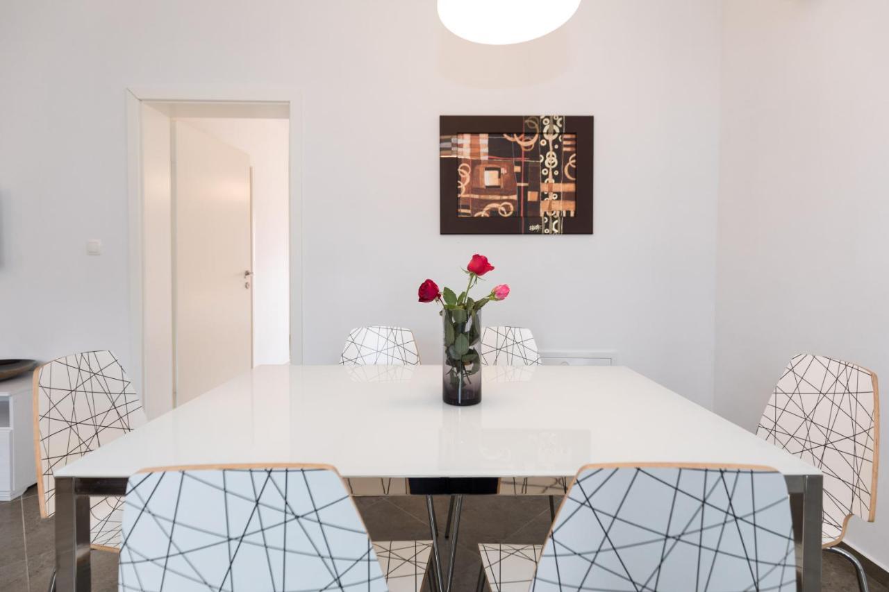 Apartmani Laura Krk Krk Town Buitenkant foto
